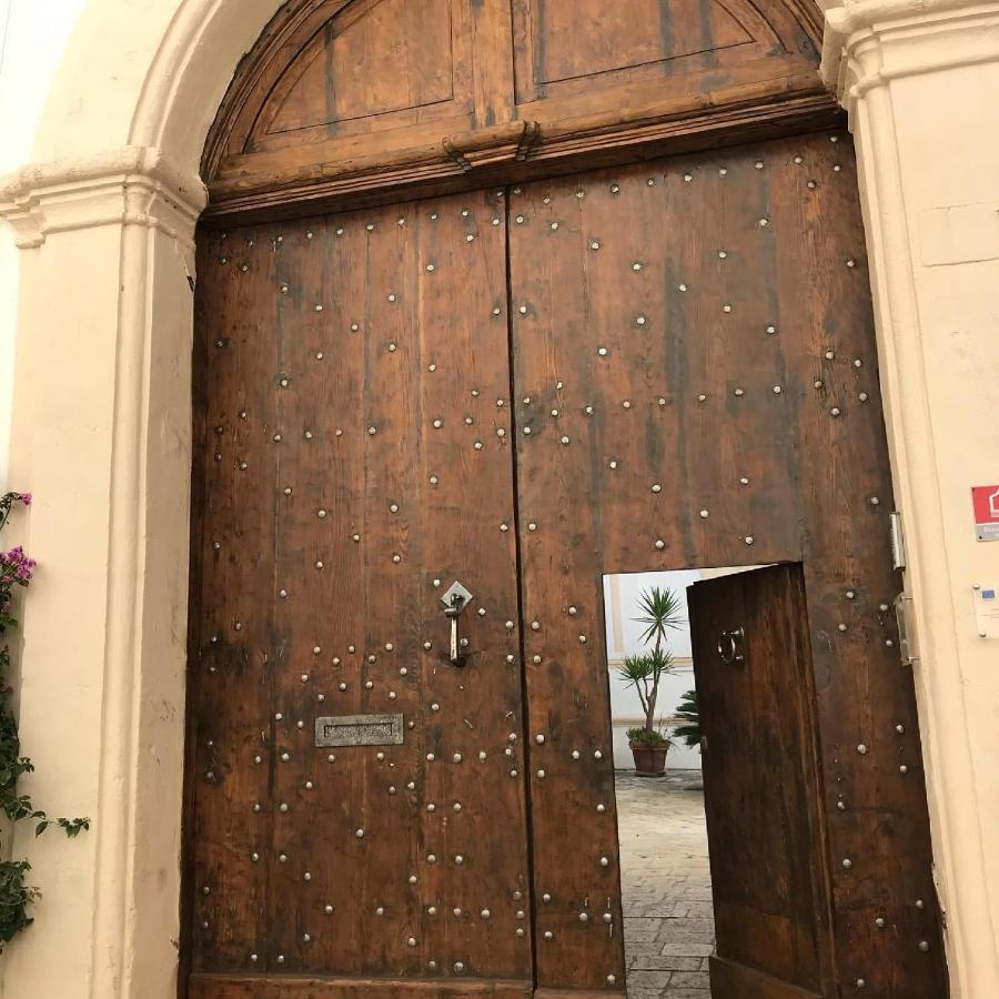 Palazzo Cariddi Bed and Breakfast Nardò Exteriör bild