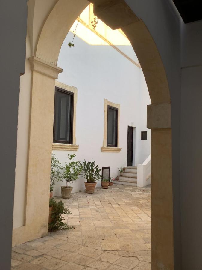 Palazzo Cariddi Bed and Breakfast Nardò Exteriör bild