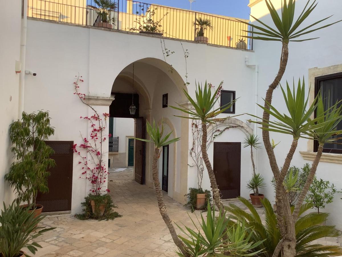 Palazzo Cariddi Bed and Breakfast Nardò Exteriör bild