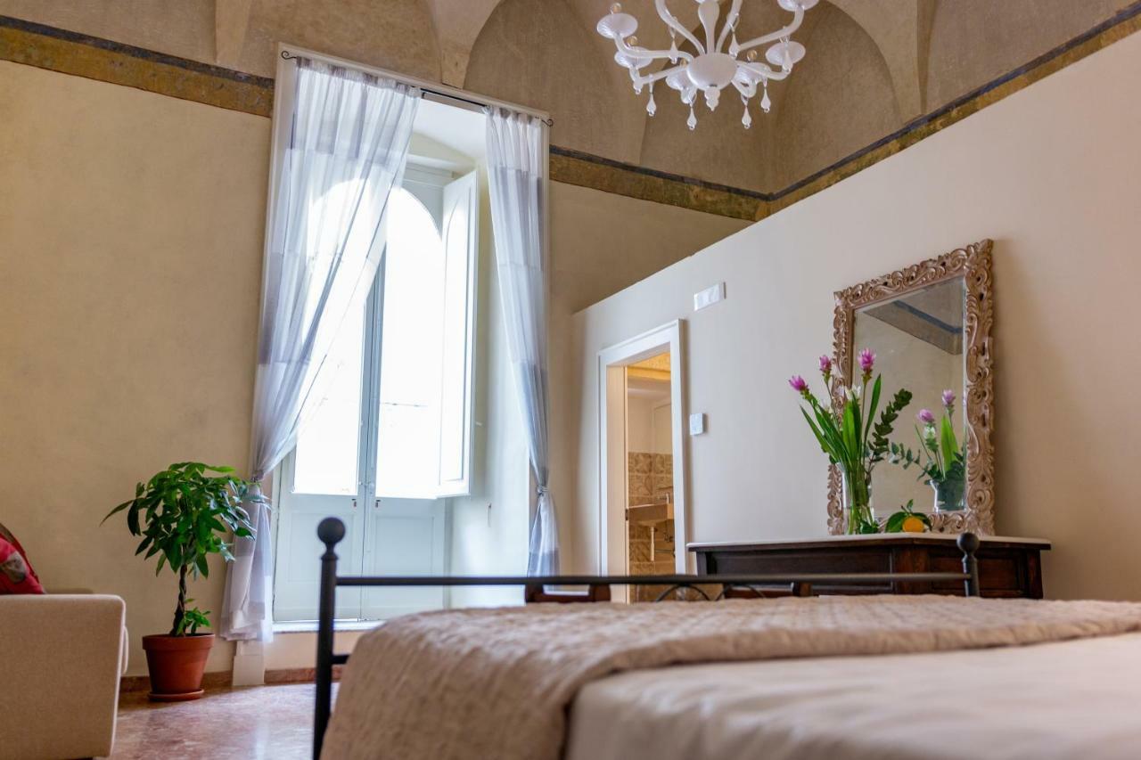 Palazzo Cariddi Bed and Breakfast Nardò Exteriör bild
