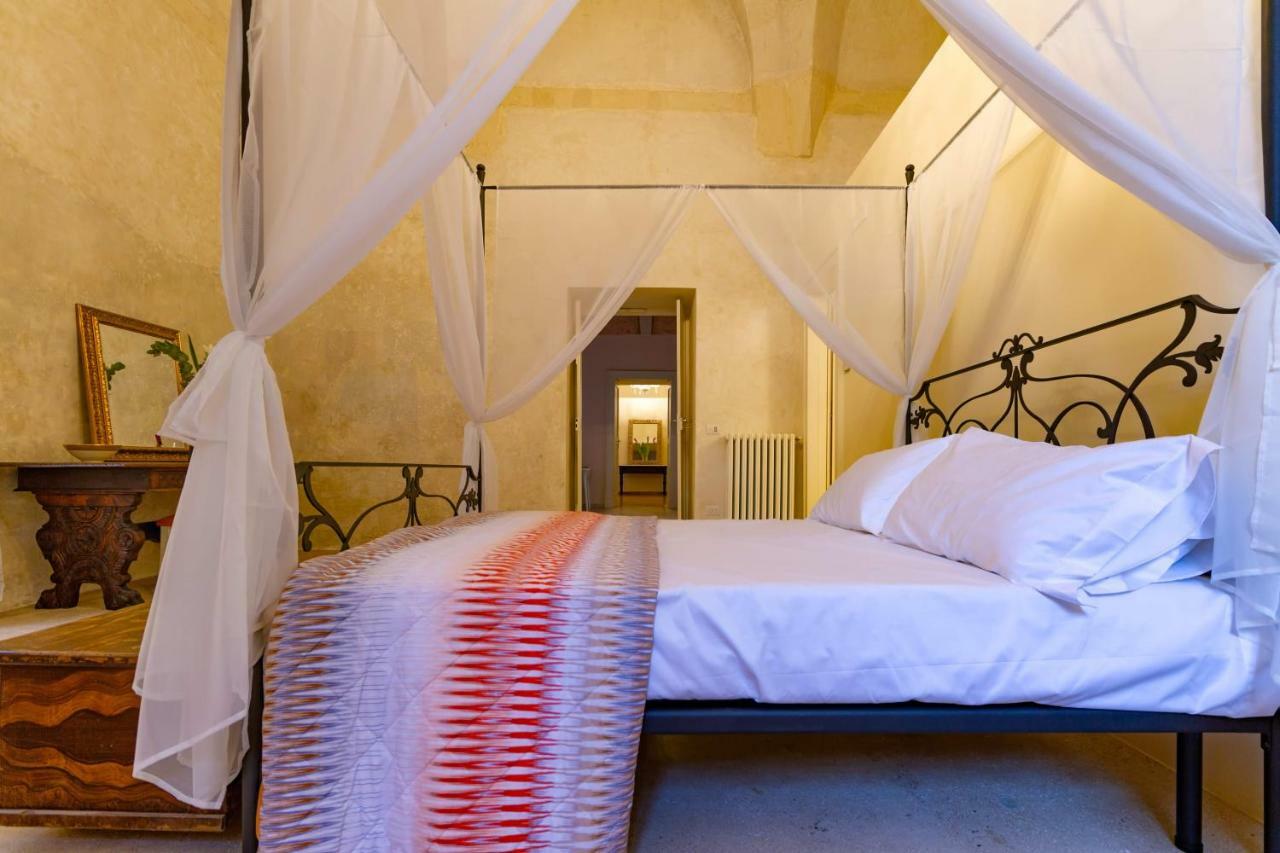 Palazzo Cariddi Bed and Breakfast Nardò Exteriör bild