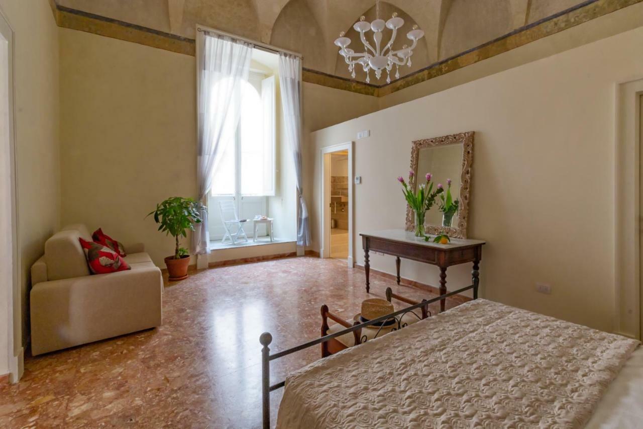 Palazzo Cariddi Bed and Breakfast Nardò Exteriör bild